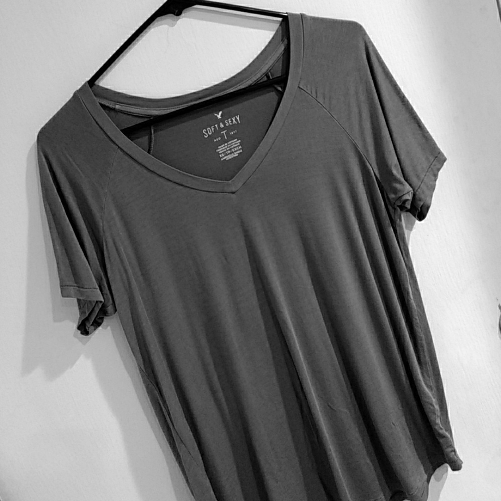American Eagle Soft & Sexy Tee